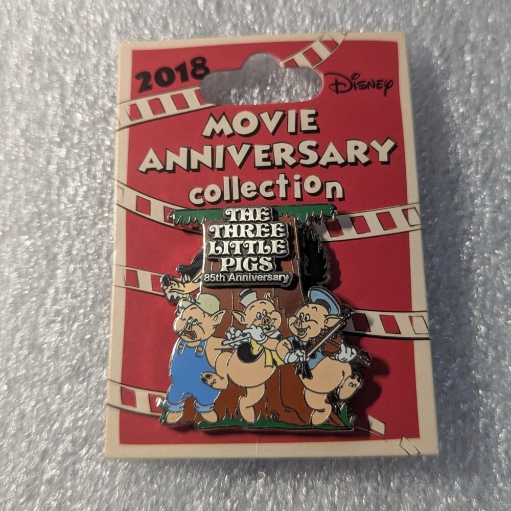 DISNEY THE THREE LITTLE PIGS 85TH ANNIV SLIDER PIN CE LE 500 New & freebie